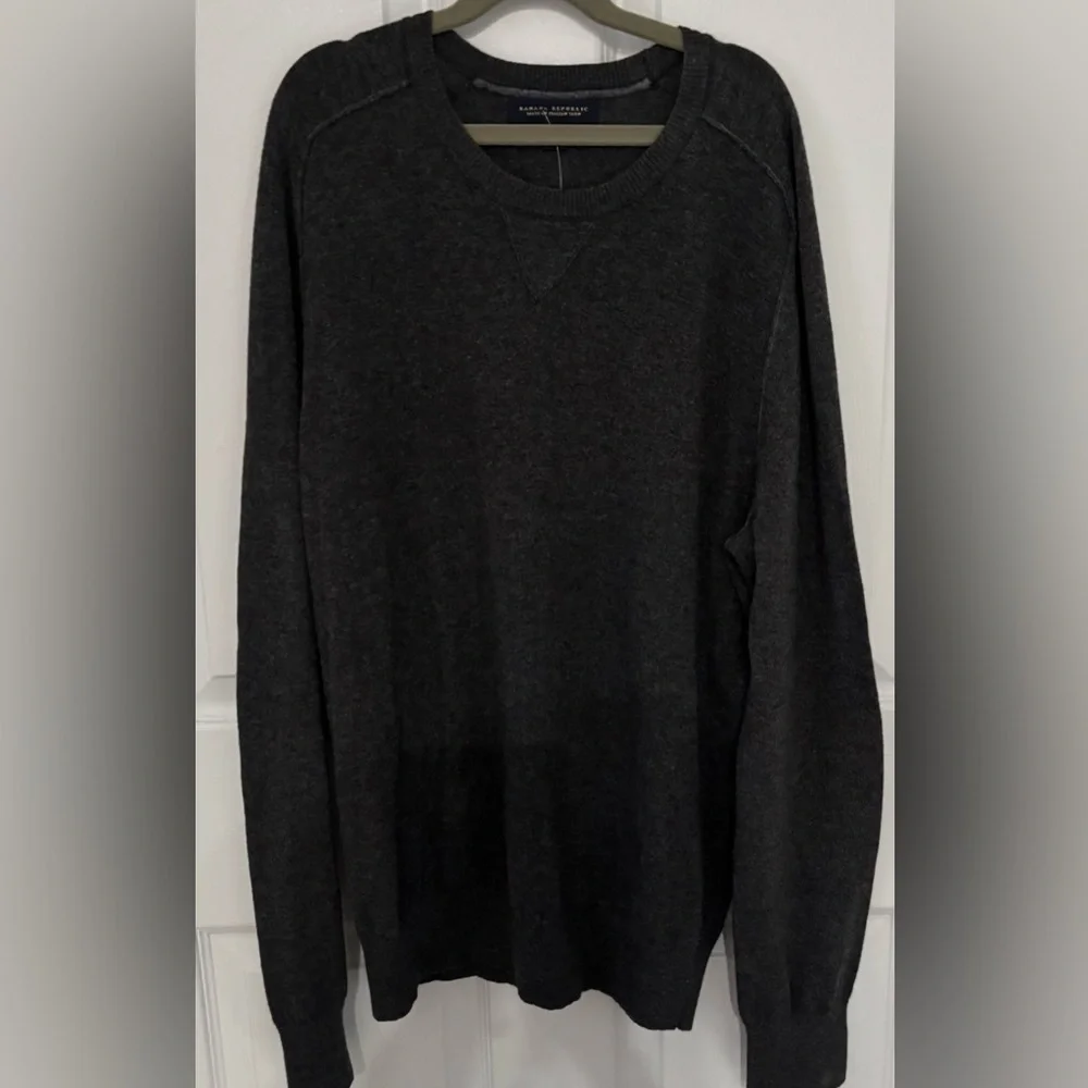 Banana republic wool/cashmere sweater. UNISEX - M.  Collegiate, Italian yarn